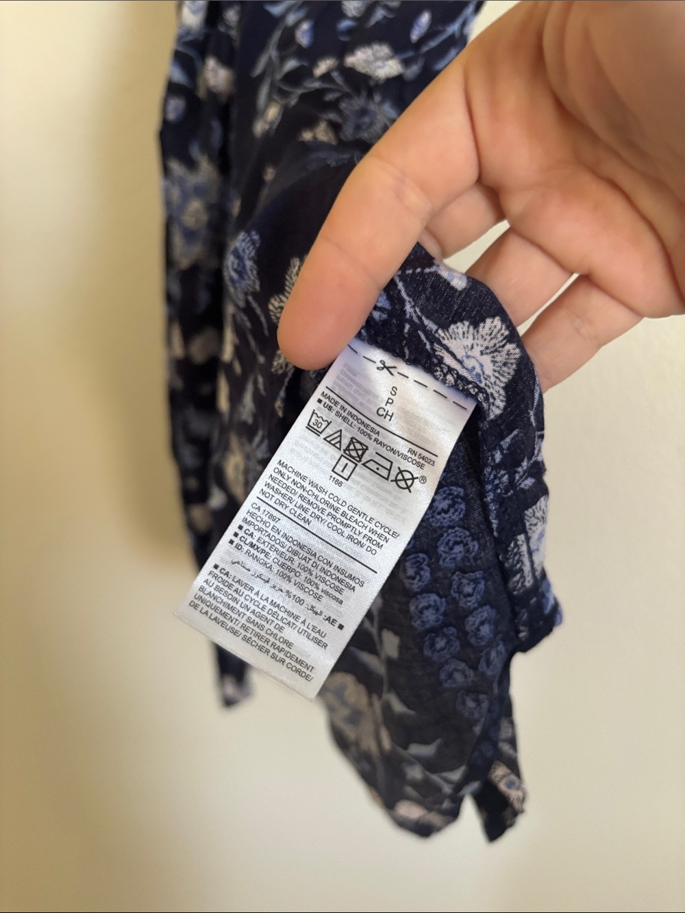 Old Navy Navy Blue Floral Tank Blouse - Picture 4 of 7